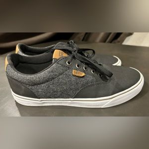 Vans Atwood Deluxe Size 10 Sneakers Blk/Brown